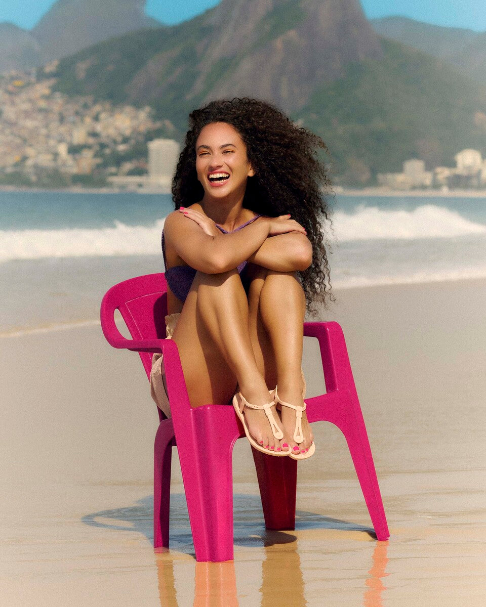 Sandalia Mujer Beige Class Slim Ipanema