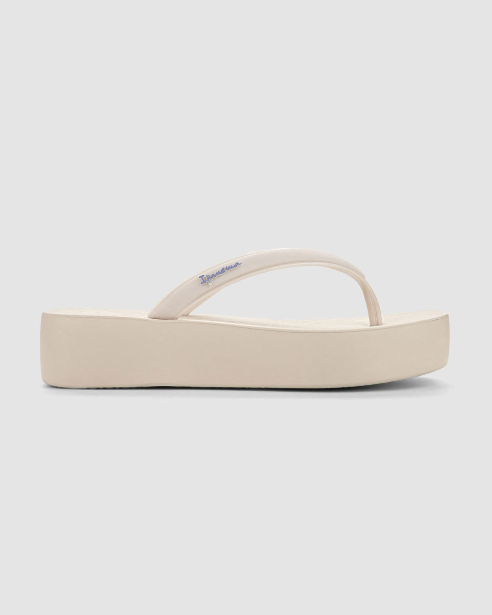 Sandalia Mujer Beige Pluma Up Ipanema