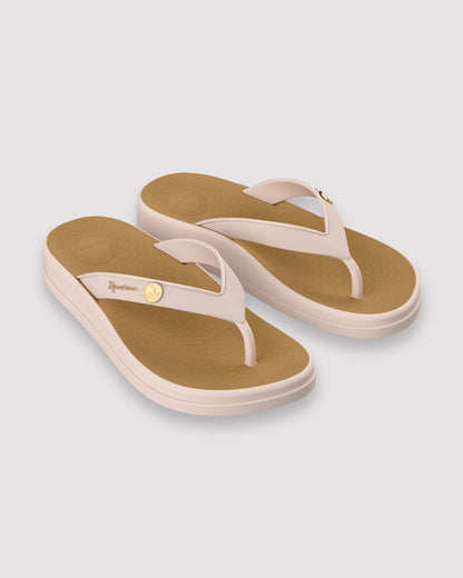 Sandalia Mujer Beige Pluma Anatomica Ipanema