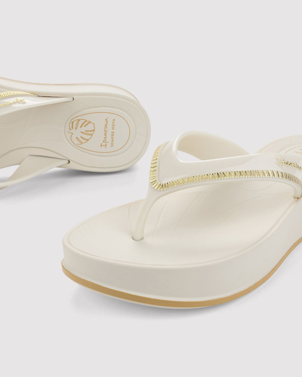 Sandalia Mujer Beige Shine Up Ipanema