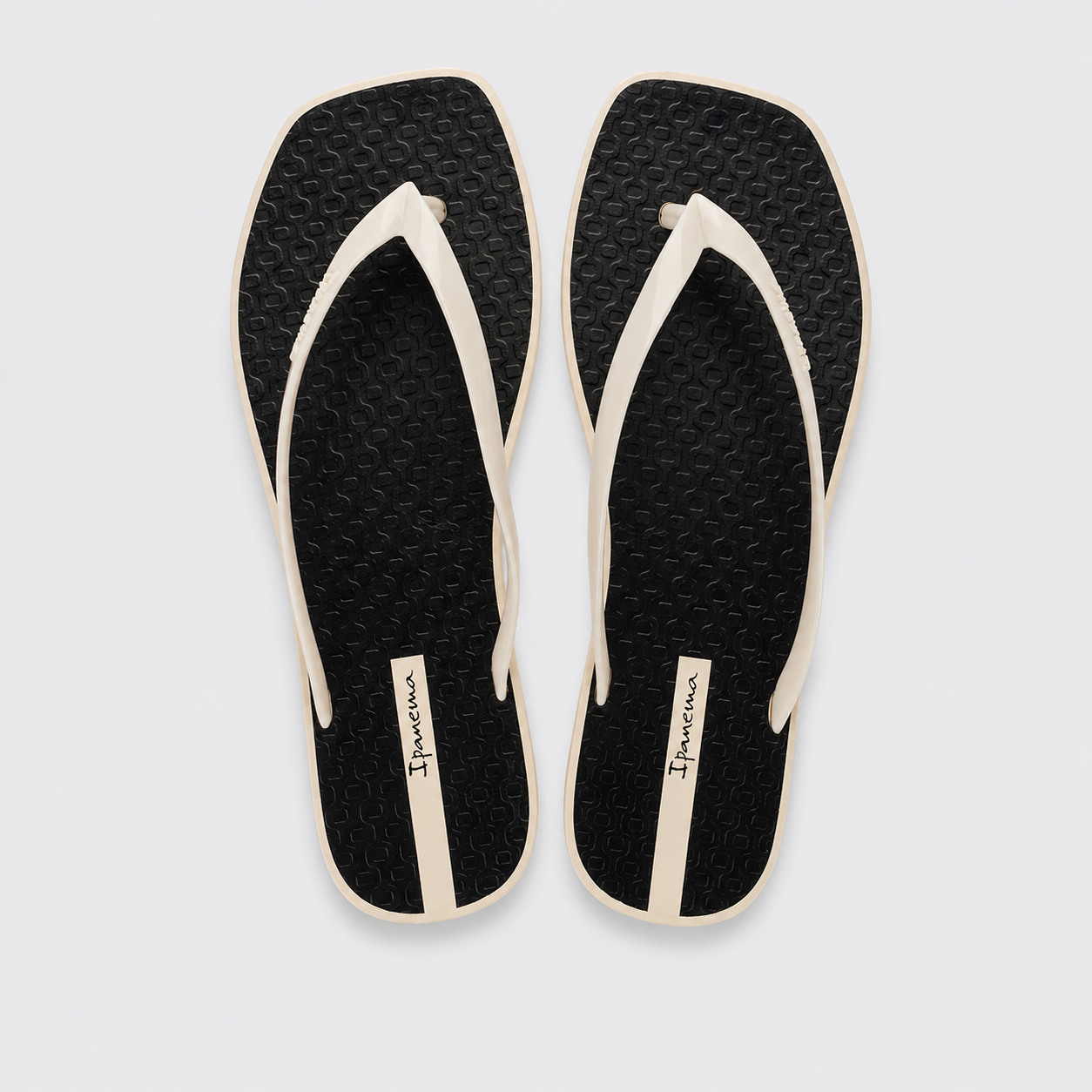 Sandalia Mujer Beige/Negro Edge Joy Ipanema